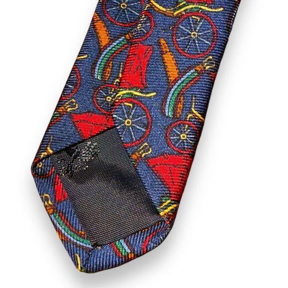 Brooks Brothers Red & Navy Horse Drawn Buggy 100% Silk Tie - Picture 5 of 5